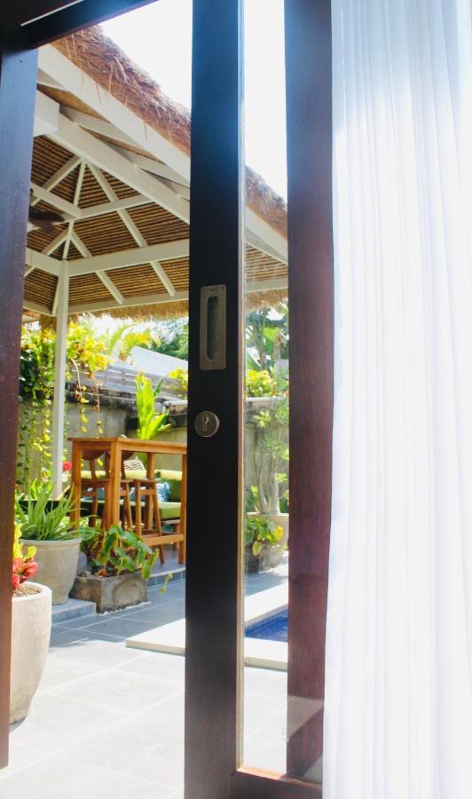 Mewali Villa'S Kuta  外观 照片